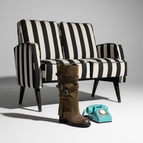 stivale boots biker scamosciato marrone con tre fibbie che avvolgono il polpaccio