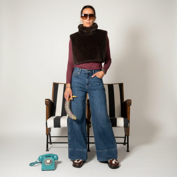 jeans wide leg con cerniera laterale per stringere o allargare la gamba