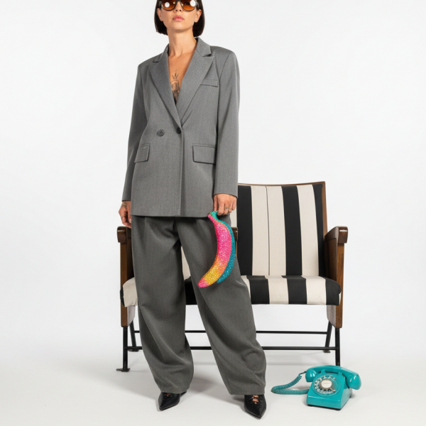 pantalone allacciatura con bottone storta modello balloon taglio classico