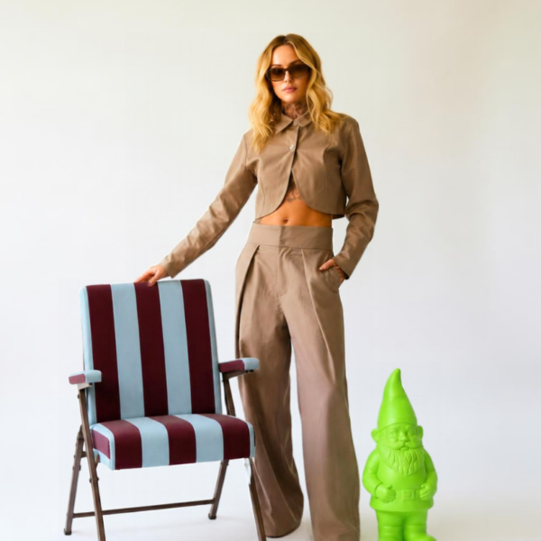 COMPLETO BLAZER CROPPED E PANTALONE  SAN SANDY MILITARY
