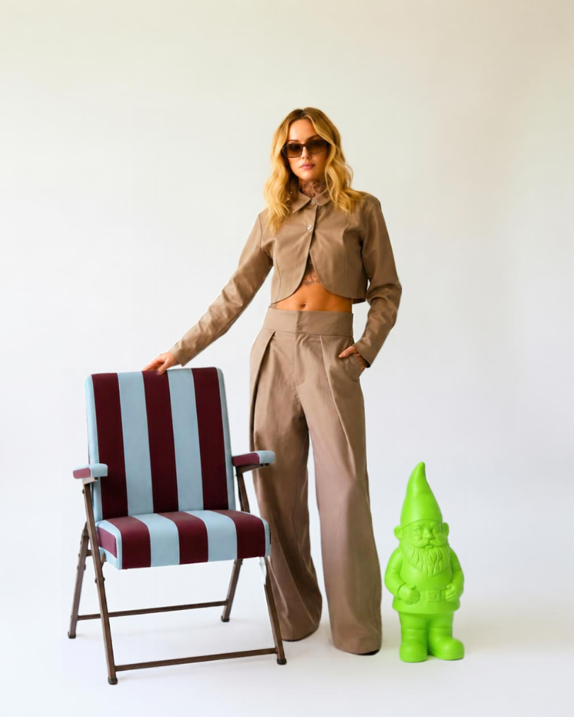 COMPLETO BLAZER CROPPED E PANTALONE  SAN SANDY MILITARY