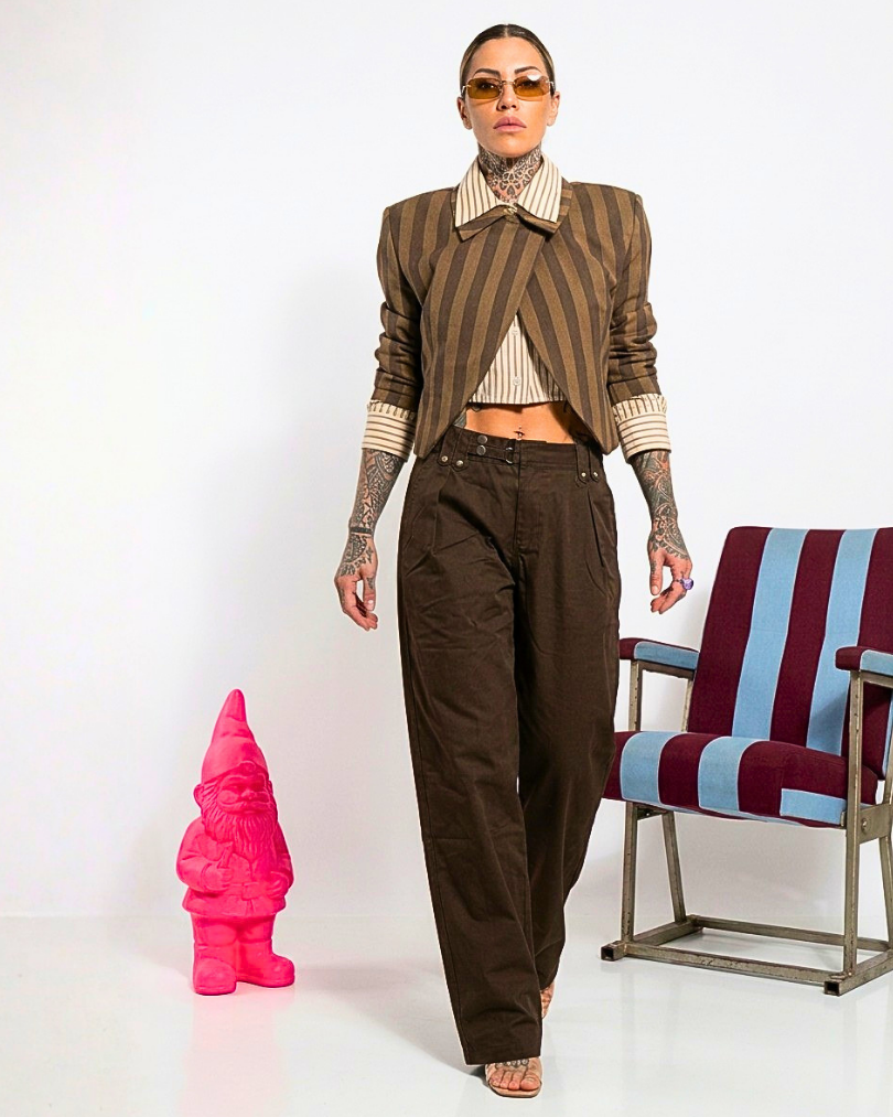 PANTALONE MARRONE A VITA ALTA CON PINCE SAN DANDY